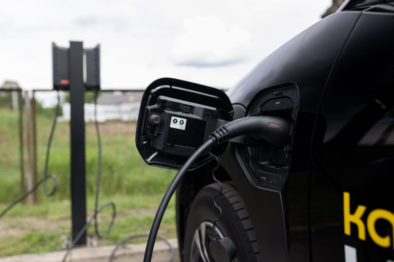 Įrengimo stotelių paslauga